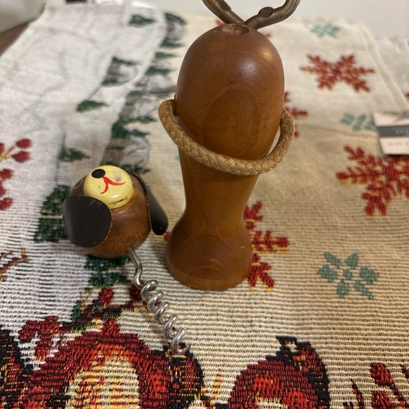 Vintage Wooden Dog Cork Screw and bottle opener - Picture 4 of 5